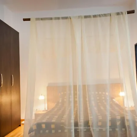 Апартаменты Bellevue Studio