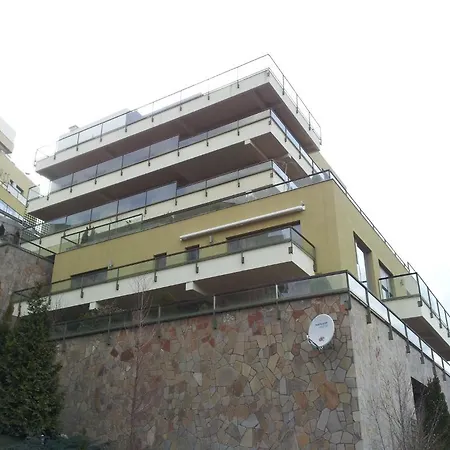 Bellevue Studio Апартаменты